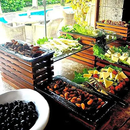 מלון Olira Boutique Hotel&spa 3*