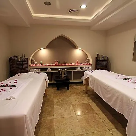 Olira Boutique Hotel&spa 3* גונדוגן
