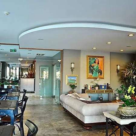 Olira Boutique Hotel&spa מלון 3*