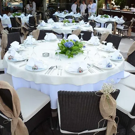 Olira Boutique Hotel&spa 호텔 3*
